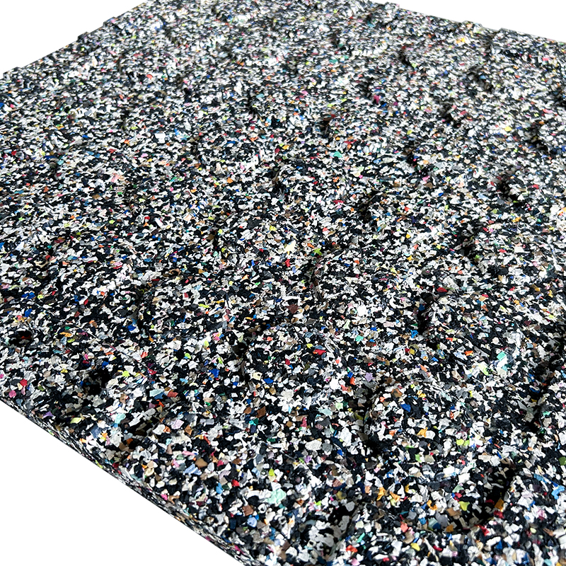 amfit-colorful-rubber-granule-composite-floor-varnish-yellow8.jpg